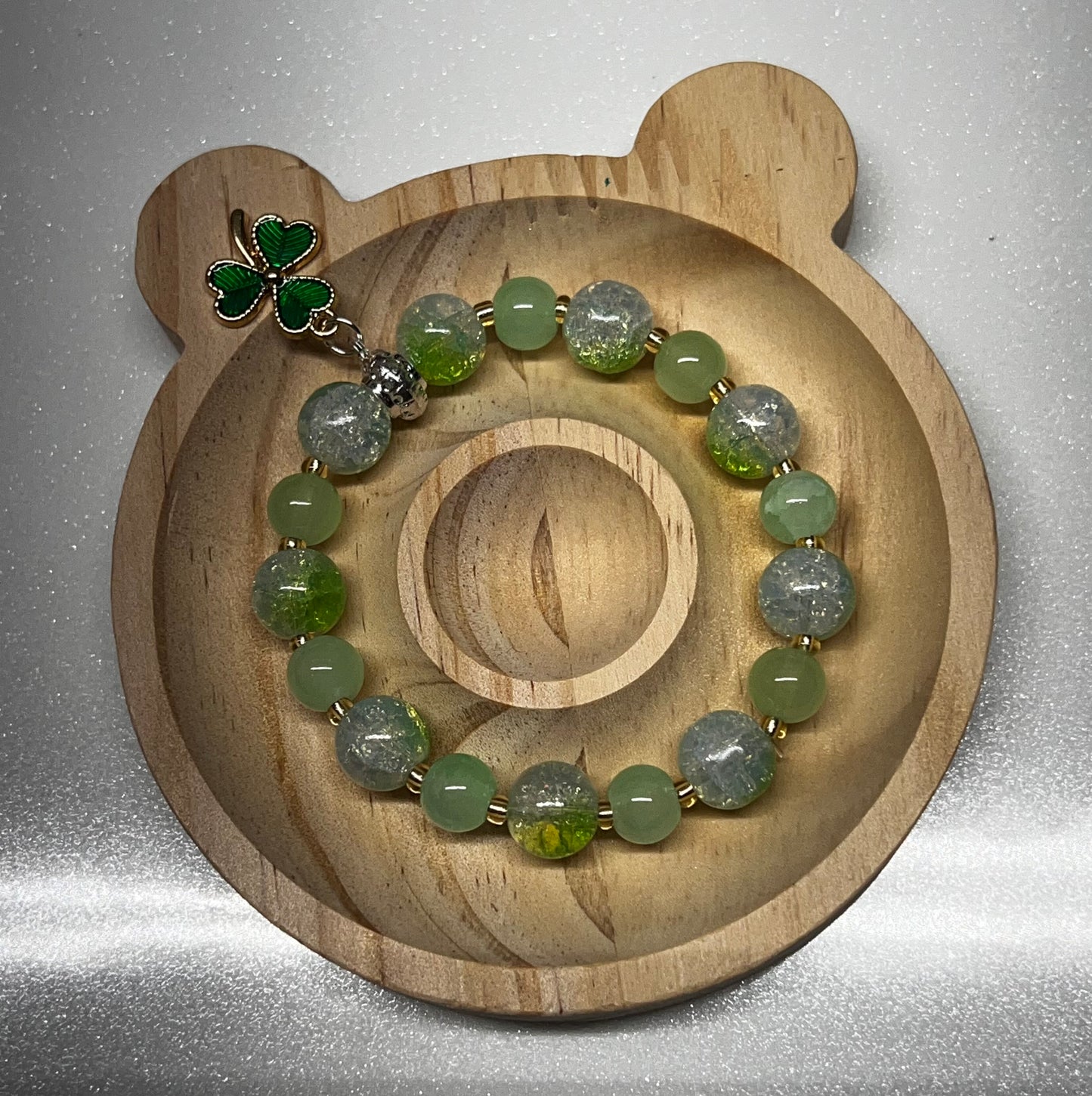 St. Paddy’s glass beaded￼